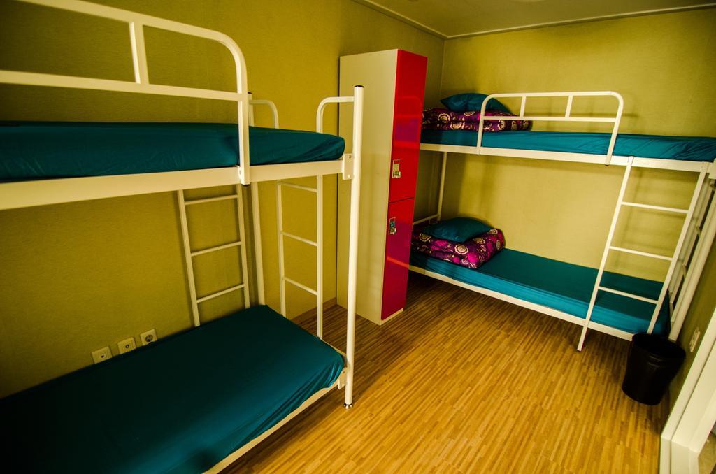 Kimchee Sinchon Guesthouse Seul Quarto foto